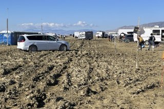 Le désert du Nevada, où se déroule le Burning Man, avait été métamorphosé en bourbier après de fortes pluies.